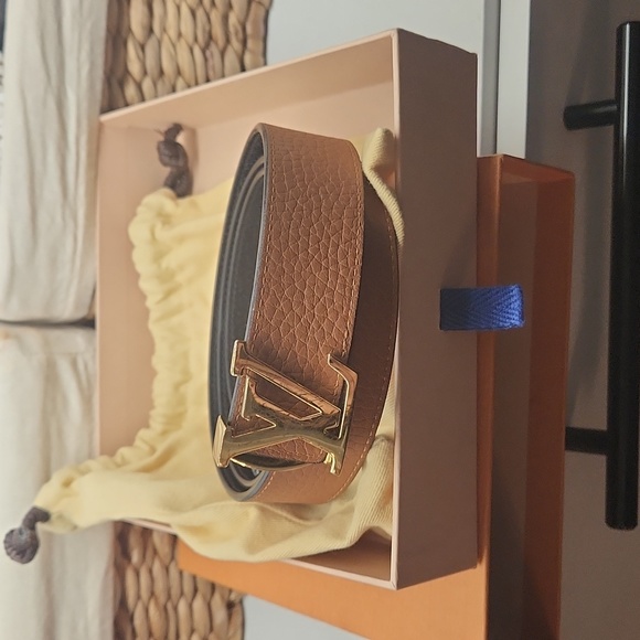SOLD-Authentic Louis Vuitton Belt - Picture 1 of 9